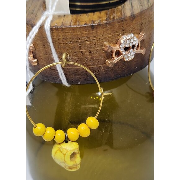 Colorful Skull-Themed Wine Glass Charms Set - 4 Unique Charms With Beads & Wood - Picture 14 of 15